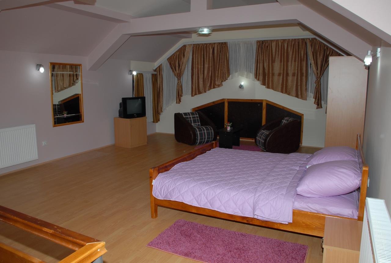 Zormaris-M Hotel Vranje Luaran gambar