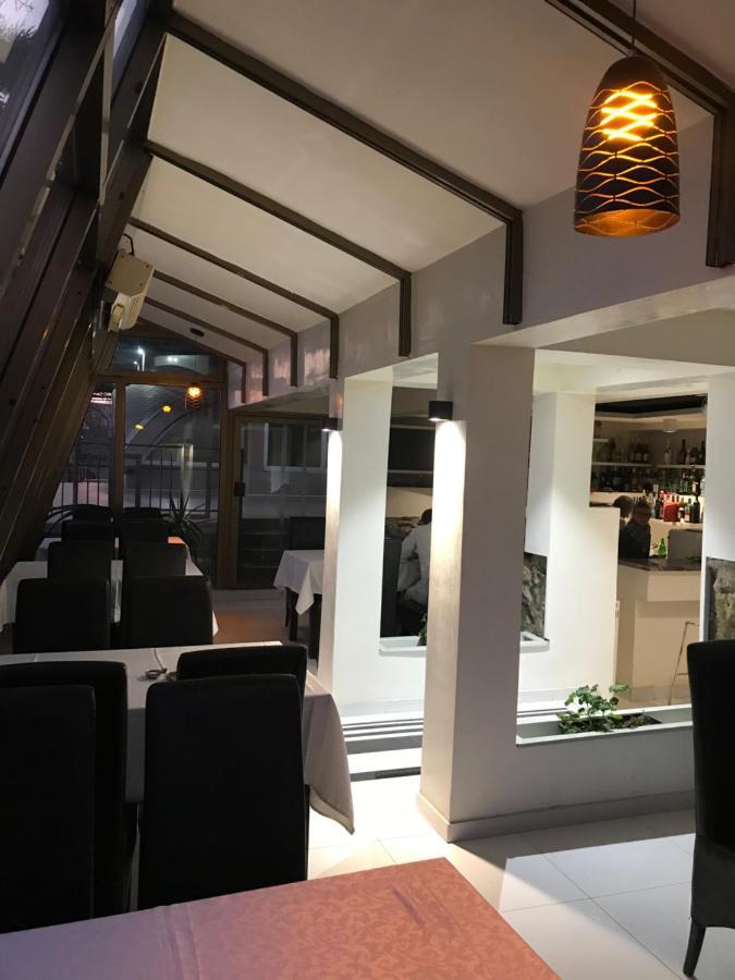 Zormaris-M Hotel Vranje Luaran gambar